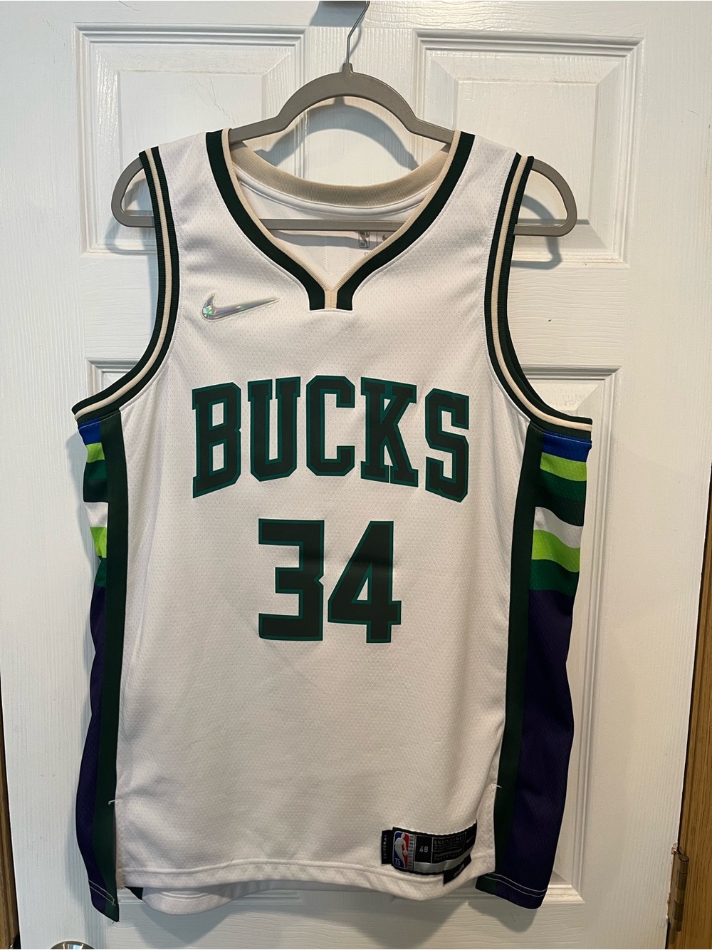 Nike Giannis Antetokounmpo Swingman Jersey